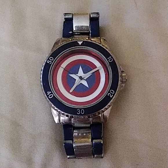 Captain America Stainless Steel Child's Watch - Picture 1 of 1